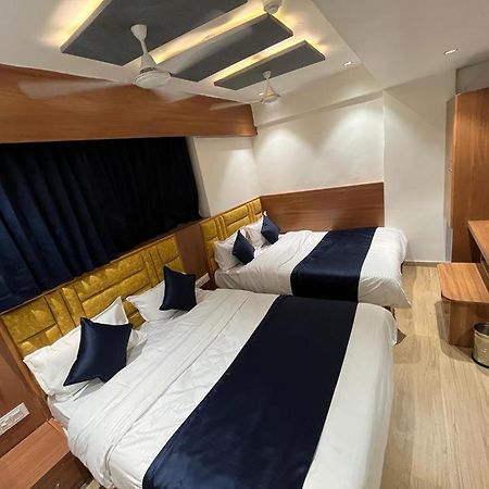 Hotel Palak Villa 아흐메다바드 외부 사진