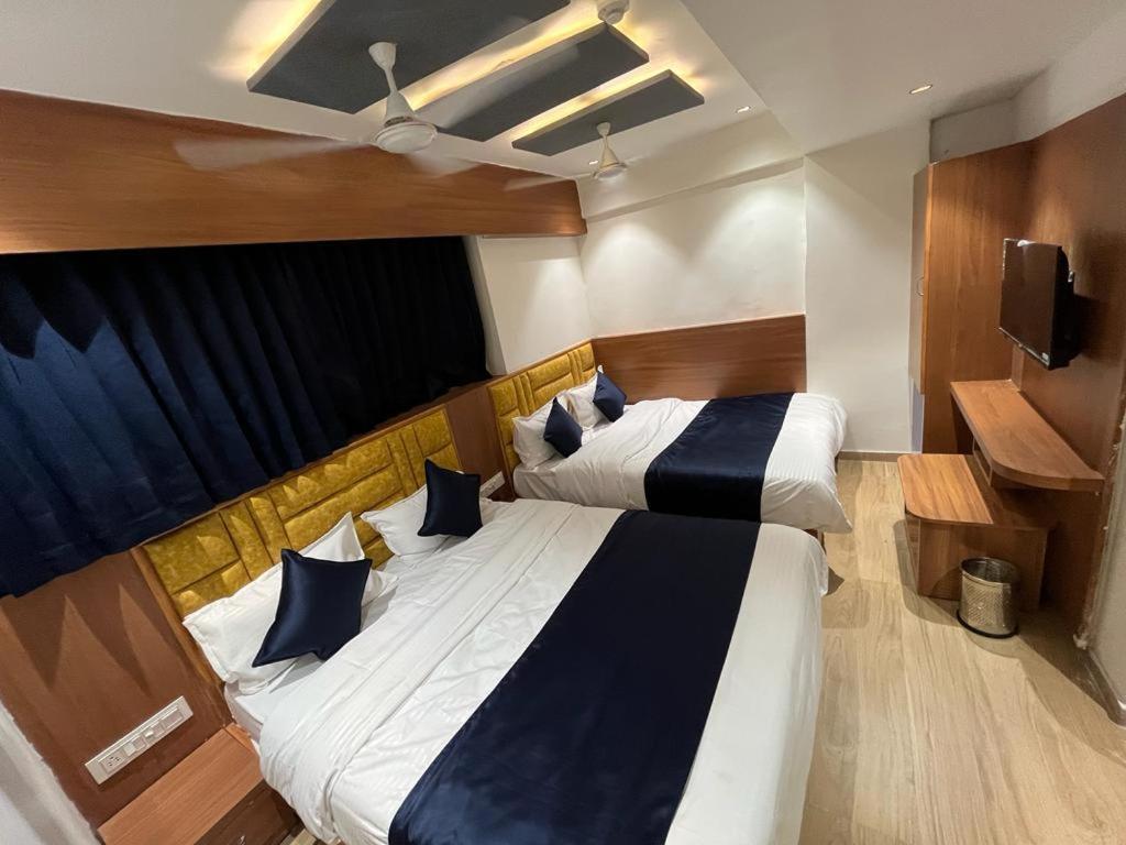 Hotel Palak Villa 아흐메다바드 외부 사진
