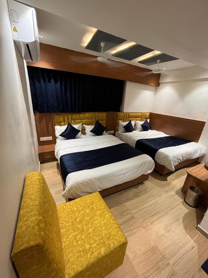 Hotel Palak Villa 아흐메다바드 외부 사진