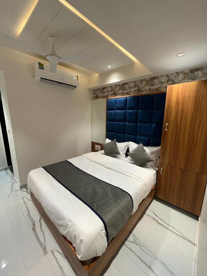 Hotel Palak Villa 아흐메다바드 외부 사진